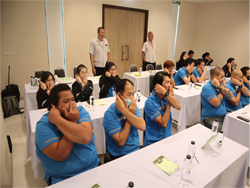 กล่าวต้อนรับพร้อมกระตุ้นการเรียนรู้ก่อนเริ่มต้นกิจกรรมฝึกอบรม